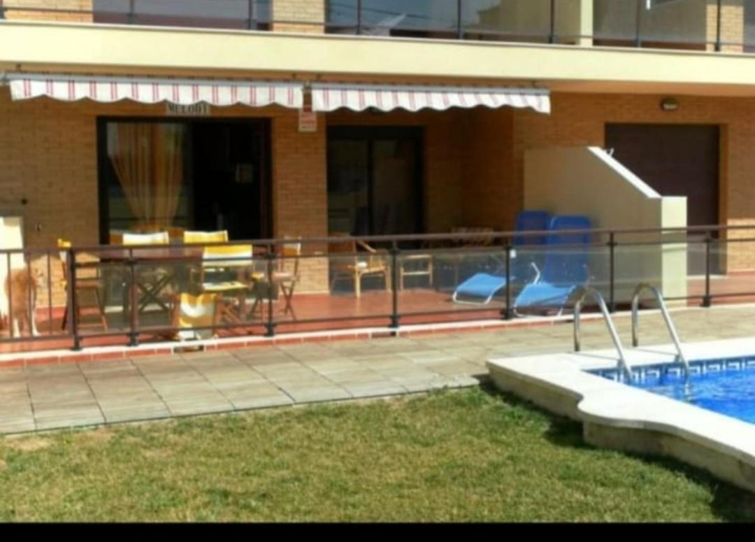 Apartamento Con Terraza Y Acceso Directo A La Piscina Y A 50 M De La Playa Miami Playa Номер фото